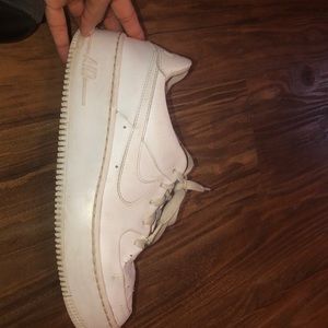 White nike air forces
